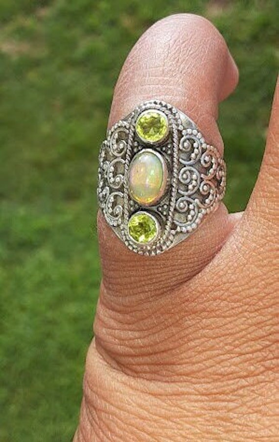 Sterling silver Opal and Peridot ring sz7