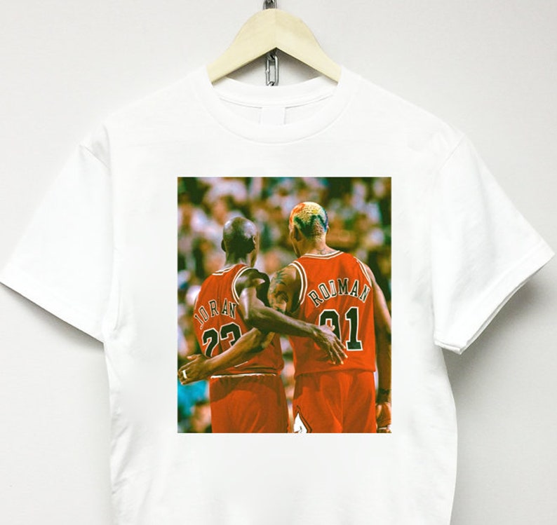 してからご vintage bulls rap tee travis scott 2pac います