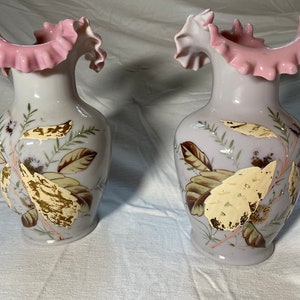 Fenton vase, grey with pink, double crimped, hand painted