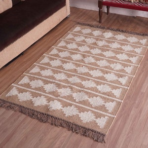Handwoven Wool Jute Kilim Rug: Indian Dhurrie Rug