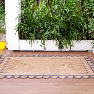 Bohemian Jute Rug - Scalloped Design for Cozy Home Decor, Natural Sisal Style, Customizable Options & Versatile Fashion