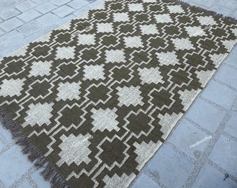 Handwoven Kilim Rug, Geometric Tribal Flatweave Rug, Olive Green & Beige Wool Area Rug, Southwestern Boho Rug