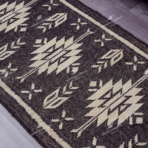 Handwoven Wool Kilim Rug: Indian Jute Dhurrie - Black & White
