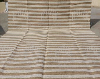 Handwoven Hemp Jute Dhurrie Rug: Natural Jute Area Runner