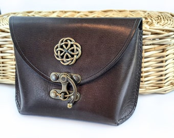 Sac ceinture en cuir, bourse médiévale steampunk, costume cosplay ou fantaisie, marron