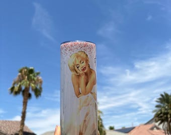 Marilyn Monroe Becher