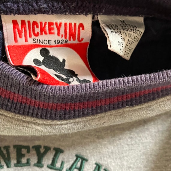 Vintage 90s Disney Mickey Inc. Sweatshirt Medium - image 5