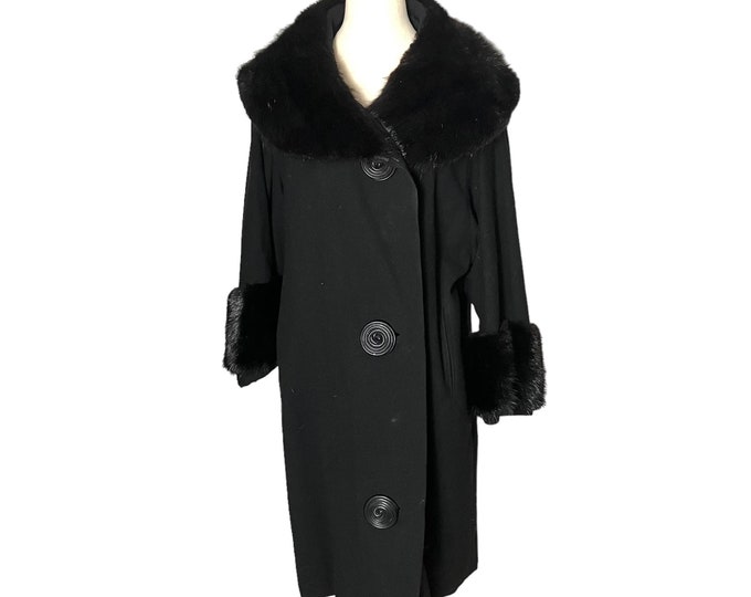 Vintage 1960s Swing Coat with Fur Trim M/L