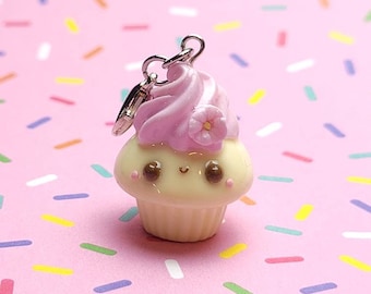 Charm Kawaii mignon petit gâteau Sakura vanille, breloque cupcake en pâte polymère, marqueur de point