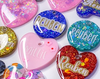 Placa de identificación de resina personalizada para mascotas, placa de identificación personalizada para perros, placa de identificación para gatos hecha a mano, placa de identificación con purpurina, accesorio adorable para mascotas, regalo para amantes de las mascotas.