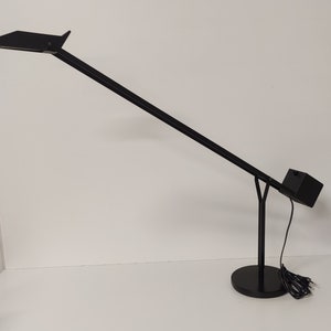 Fase desk lamp, model Cisne, 1980s modern lamp, black vintage desk lamp, vintage balance lamp, 80s vintage lamp, vintage decor