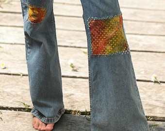 Pantalones vaqueros acampanados de algodón reciclado / Bordado sashiko + parches tie-dye / Estilo boho / Talla 12