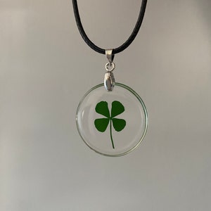 Four Leaf Clover Necklace Lucky Clover Pendant Shamrock Jewelry Irish Good Luck Necklace St. Patrick’s Day Gift