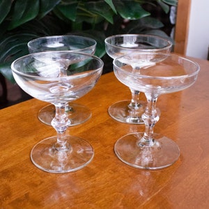 Vintage Libbey Coupes Set of 4 - Classic Disc Stemmed 4.5oz Champagne Cocktail Glasses - Party Glassware Gift
