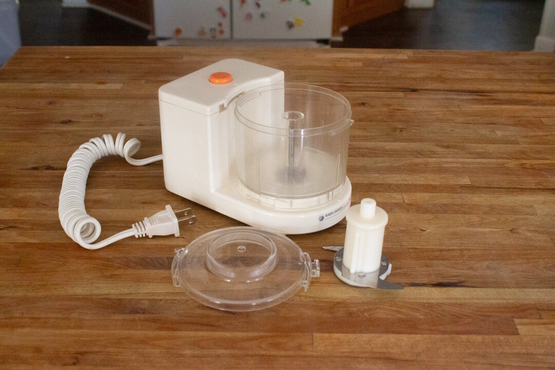 Vintage Black & Decker Handy Chopper Small Food Processor 80s Kitchen