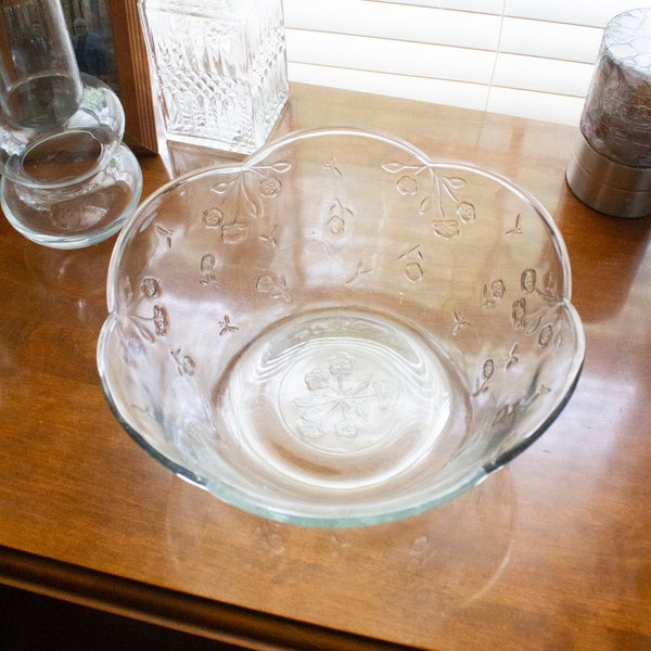 Vintage Anchor Hocking - Large Serving Bowl - Cottagecore Floral Pattern Glass Dish - Housewarming Gift - Spring Summer Kitchenware