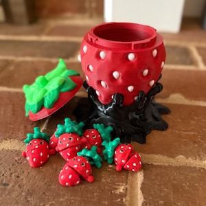 3D Printed Chocolate Covered Strawberry with Mini Articulating Strawberries - Fidget Sensory Stress Toy