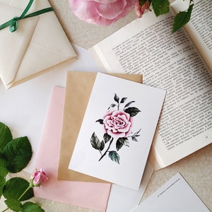 Aquarellkarte mit rosa Rose, Muttertagspostkarte, Sommerblumen Karte