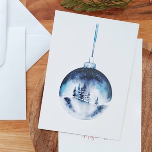 Weihnachtskarte, Aquarell Winter Postkarte, Schnee Karte, Aquarellmalerei, Christbaumkugel
