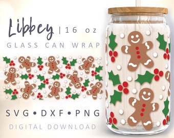 Könnte beinhalten: Ein digitaler Download für eine 473 ml Glas-Dosenhülle mit einem Muster aus Lebkuchenmännern, Stechpalmenblättern und roten Beeren auf weißem Hintergrund. Der Text "Libbey" und "SVG DXF PNG DIGITALER DOWNLOAD" ist ebenfalls enthalten.