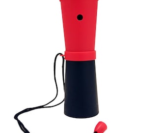 Storus® SuperHorn, bocina de respiración para seguridad, fiestas, deportes, manifestaciones, protestas, senderismo, acampadas y más - Rojo + Negro