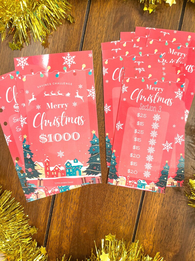 Pode incluir: Um imprim&iacute;vel vermelho de desafio de poupan&ccedil;a de Natal com um design festivo. O imprim&iacute;vel inclui uma se&ccedil;&atilde;o para poupar 1000 &euro; com uma meta de 25 &euro;, 15 &euro;, 20 &euro; e 15 &euro; por semana. O imprim&iacute;vel tamb&eacute;m inclui uma se&ccedil;&atilde;o para poupar 25 &euro;, 15 &euro;, 25 &euro;, 15 &euro;, 20 &euro;, 15 &euro; e 20 &euro; por semana.