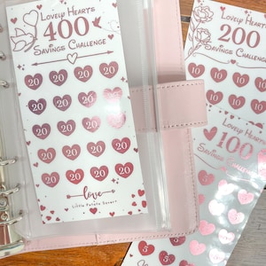 Hübsche Herzen | Pinke Folien Spar-Challenge | Laminiert | Wiederverwendbar | A6 Haushaltshefter Einfügen | 100 200 400 |  Geld-Tracker
