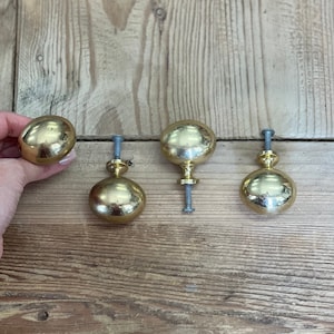 1 1/2&quot; - Vintage Solid Brass Oval Cabinet Knob