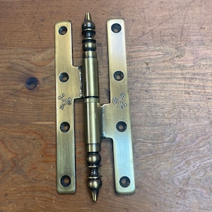 7 1/2” French Made Right Hand Brass Finish Hinge