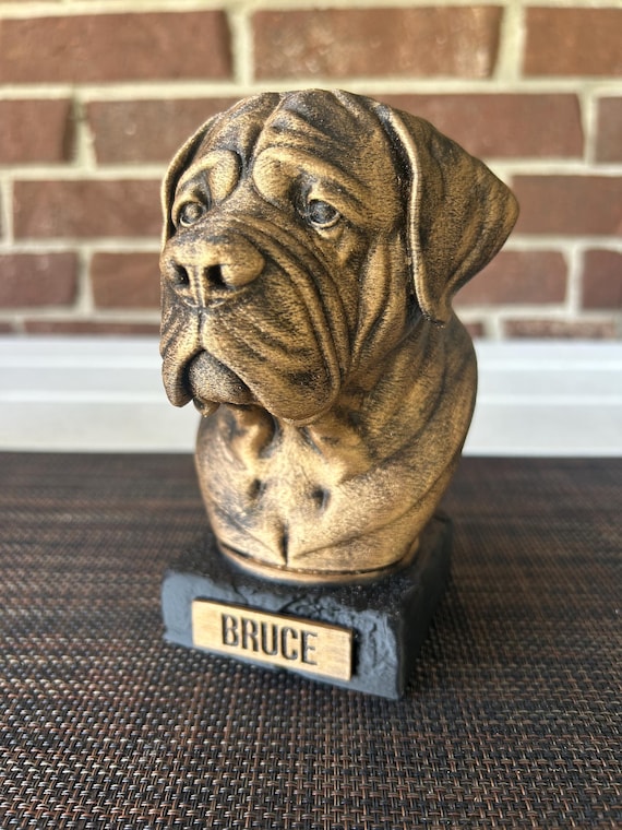 Hand-painted custom dog statue with a personalised name plate