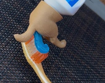 Dog Butt Toothpaste Pooper Top, Quirky Gag Gift for Dog Lovers