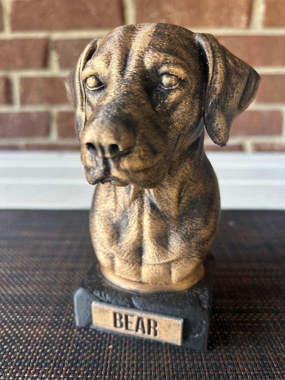 Hand-painted custom dog statue with a personalised name plate