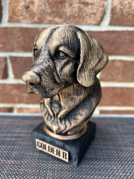 Hand-painted custom dog statue with a personalised name plate