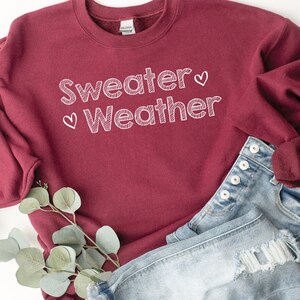 Suéter clima acogedor otoño suéter, primer día de otoño sudadera de cuello redondo, ropa de otoño, regalos de otoño, ropa de salón para mujer, ropa de otoño