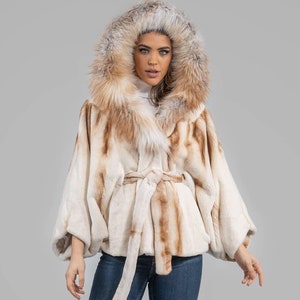 Gold white natural color real mink fur cape with fox fur hood. Full skin sheared mink fur cape. Winter women’s fur outerwear. Gift for her.