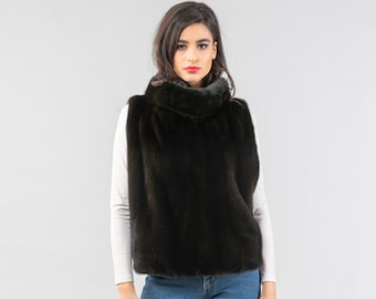 Dark green real mink fur sleeveless poncho. One size mink fur vest. Women's fur vest. Spring outerwear. Modern, luxury fur gift for women.