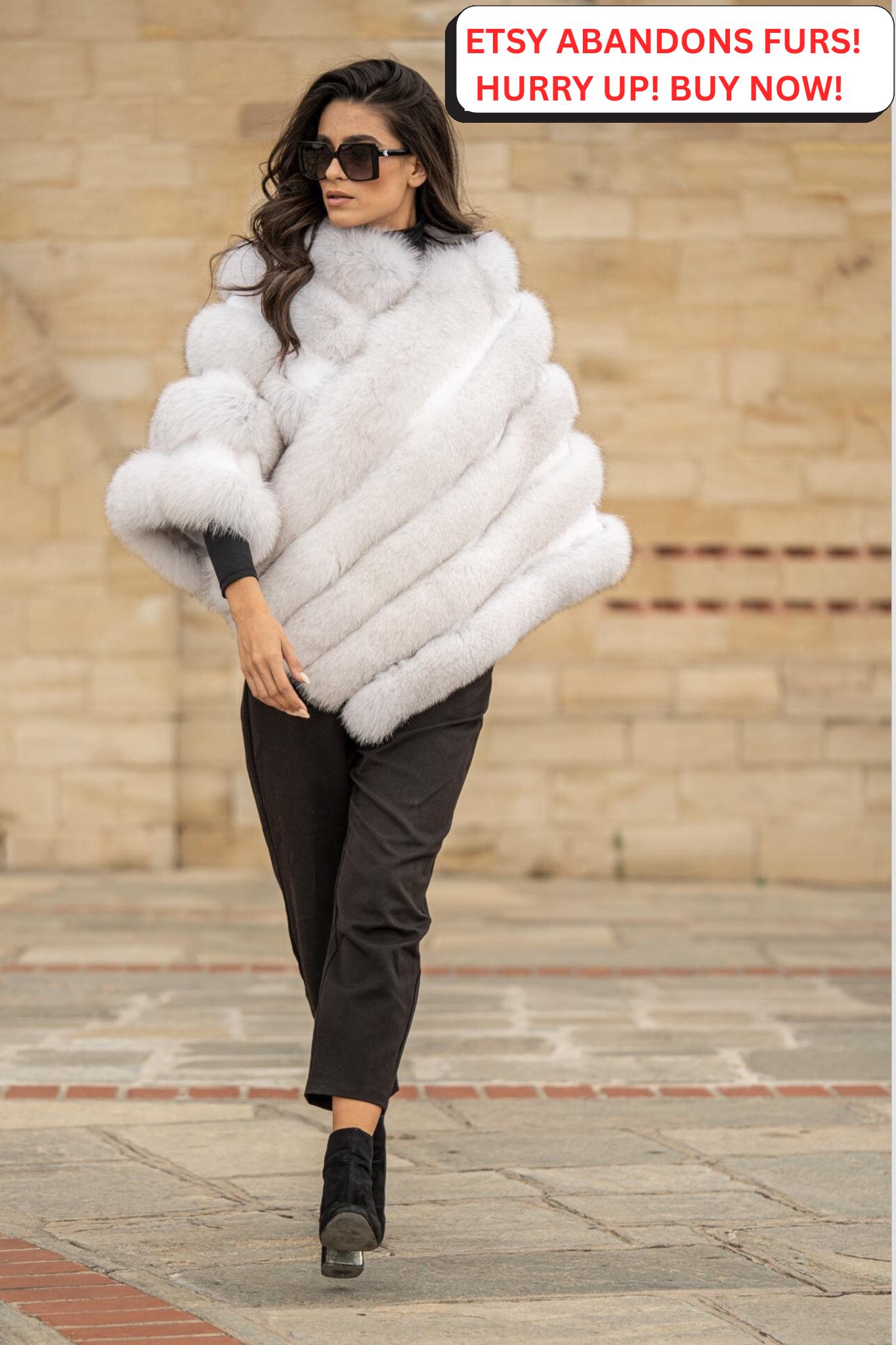 White Real Fox Fur Poncho, Zipper Closure. Full Skin Natural White