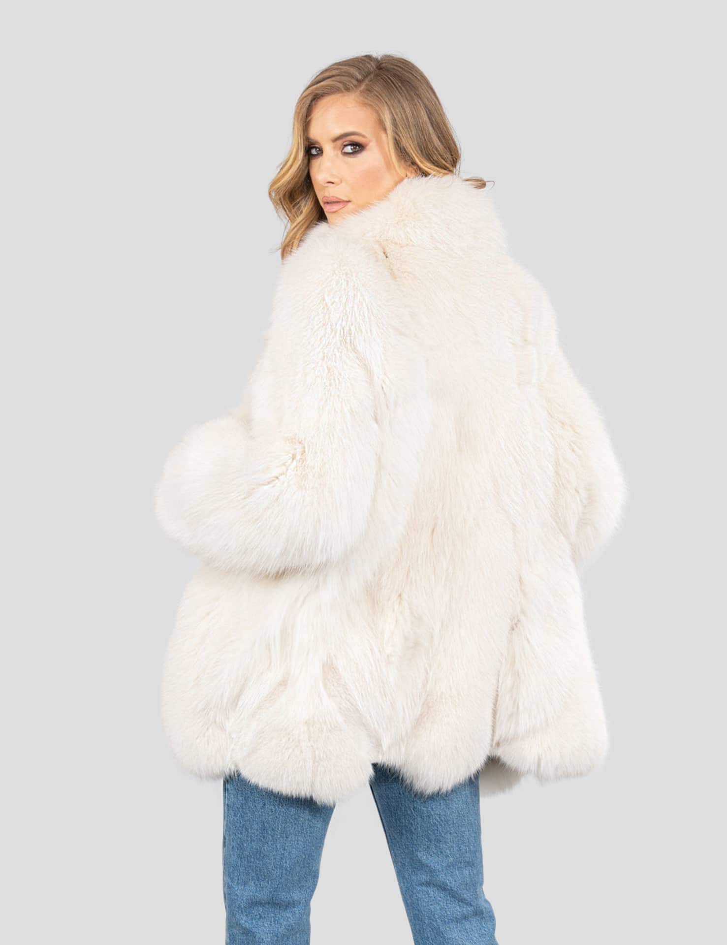 Pearl Real Fox Fur Coat. Stand Collar. High Quality Zaets Fox Fur