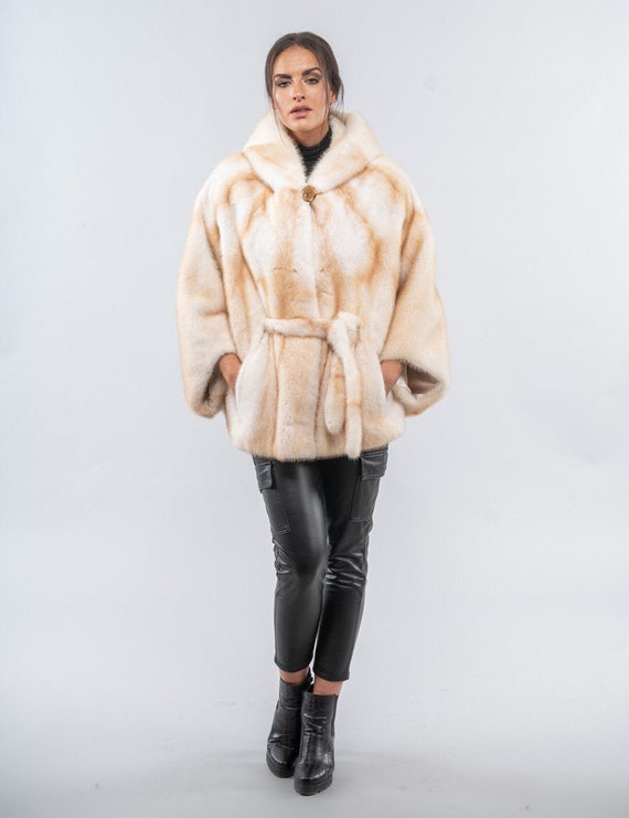 サガミンク ケープ コート saga furs mink cape coat Hooded Saga Mink Fur Cape With Belt in a Natural White and