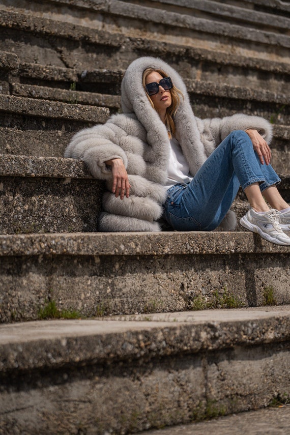 Beige fluffy jacket online