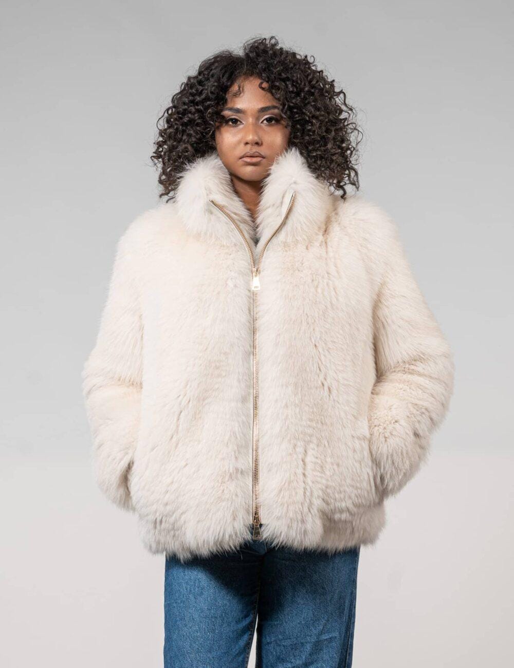 Ivory Fluffy Real Fox Fur Jacket With Zipper Closure. Full Skin