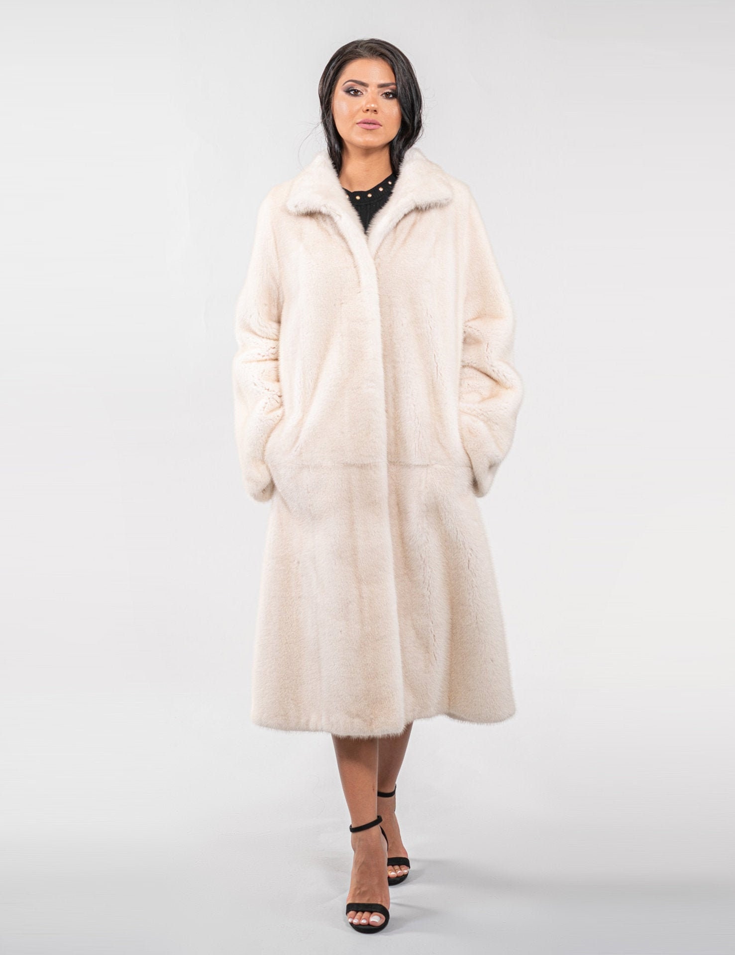 Pearl Long Line Saga Mink Fur Coat, Overcoat. Full Skin Mink Fur