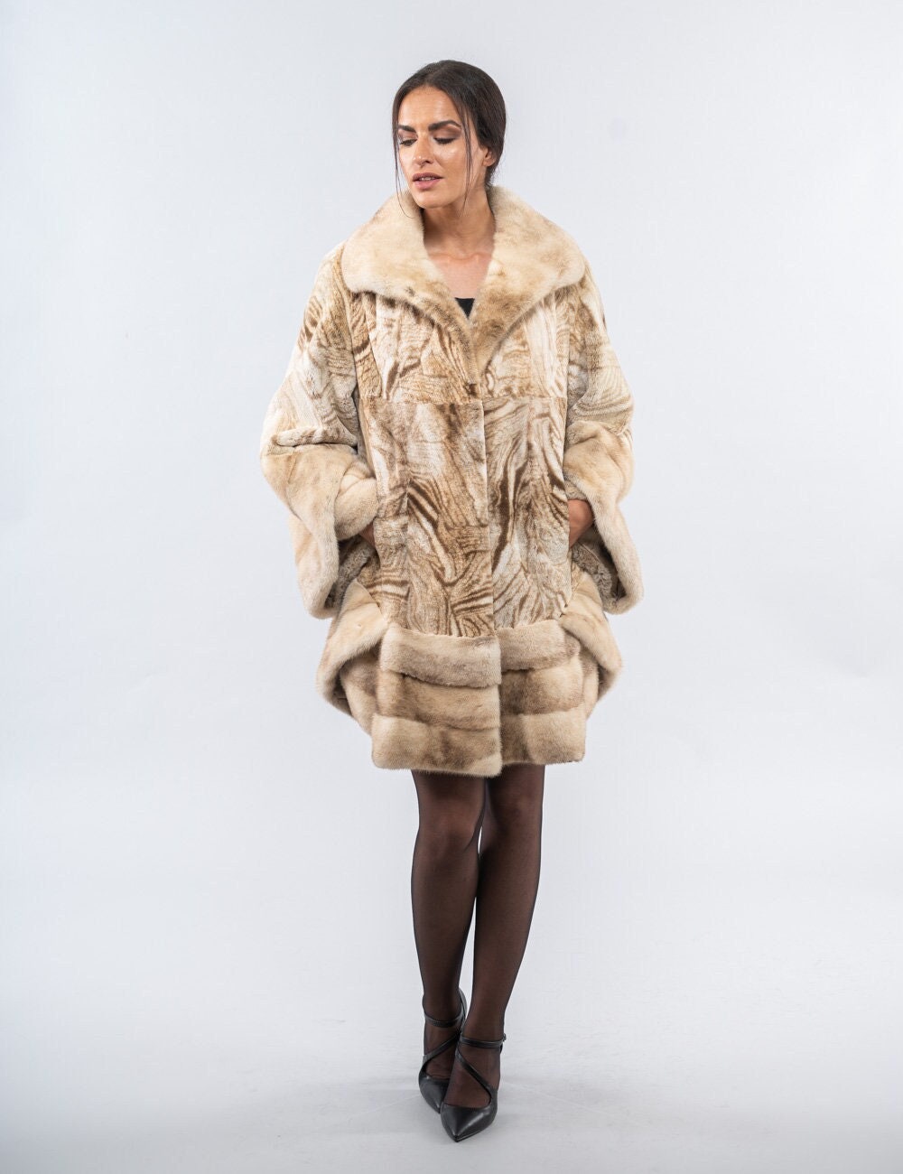 Vintage Real Mink Fur Coat, Wide Collar, Cream With Brown Color