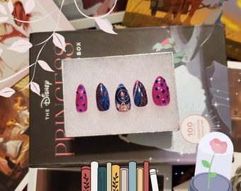 ¿Quién podría aprender a amar a una bestia? Press On Nail Set / La Bella y la Bestia Nails, Disney Press On Nails, Belle Press On Nails