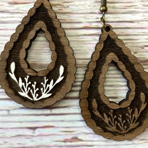 Scalloped Teardrop Branches Reverse Engrave Earrings svg laser cut file (DIGITAL file only) Glowforge tested