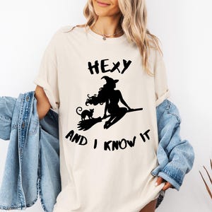 T-shirt heks Halloween voor vrouwen, T-shirt Comfort Colors®, Mama Halloween-shirt, grappige tienermeisje, vintage Halloween-vrouwen, Witchy plus size