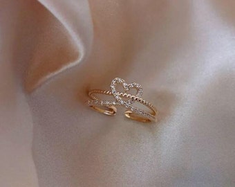 Gold adjustable ring with a diamanté heart, gold heart, heart ring, resizable ring, adjustable ring, gift for her, valentine's Day gift