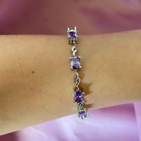 silver, purple bracelet, violet lavender coloured bracelet, silver jewellery, silver jewelry, prom bracelet, wedding bracelet