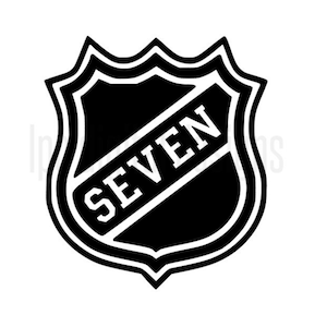 Fichier Seven Hockey Shield SVG, Découpe Cricut, Silhouette Cameo, Espace de conception, Graphique, Illustration, Chemise de joyeux anniversaire, Toddler Youth Boy