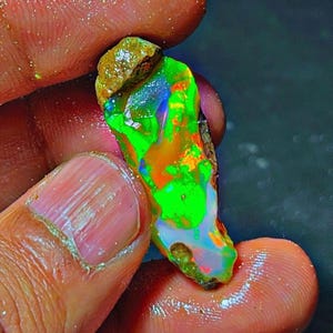 Opale grezzo Multi Fire, Opale grezzo etiope Fire, Opale grezzo naturale unico, Opale Welo per la creazione di gioielli, 20,00 CT. FSH 35